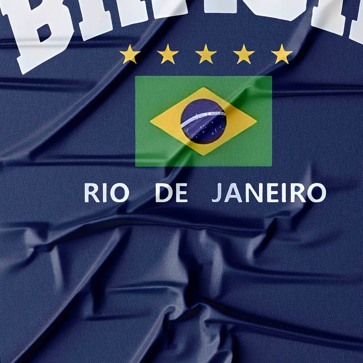 Camiseta masculina com estampa da bandeira brasileira
